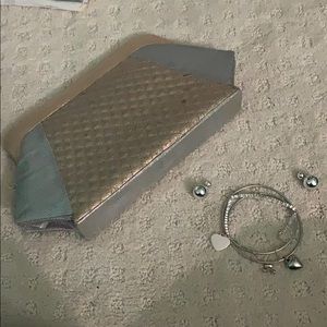 Jewelry and purse